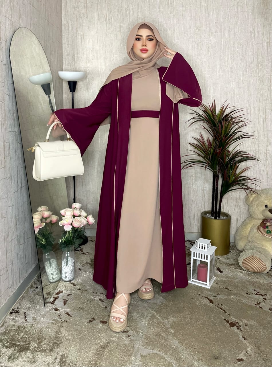 عباية بثلاث قطع: فستان داخلي، عباية خارجية وخمار متناسق