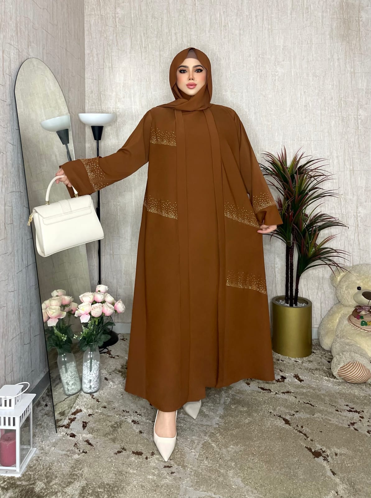عباية مرصعة مع شال